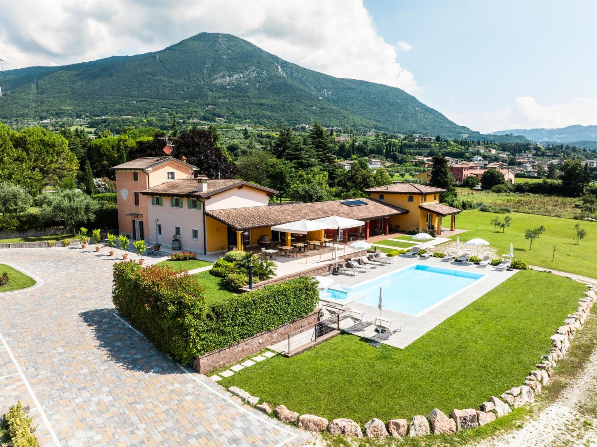 B&B Ca' Marognole Капріно-Веронезе Екстер'єр фото